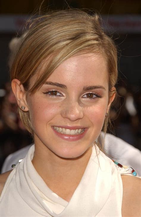 Emma Watson Fakes (2278 Photos of Nude Fakes  .